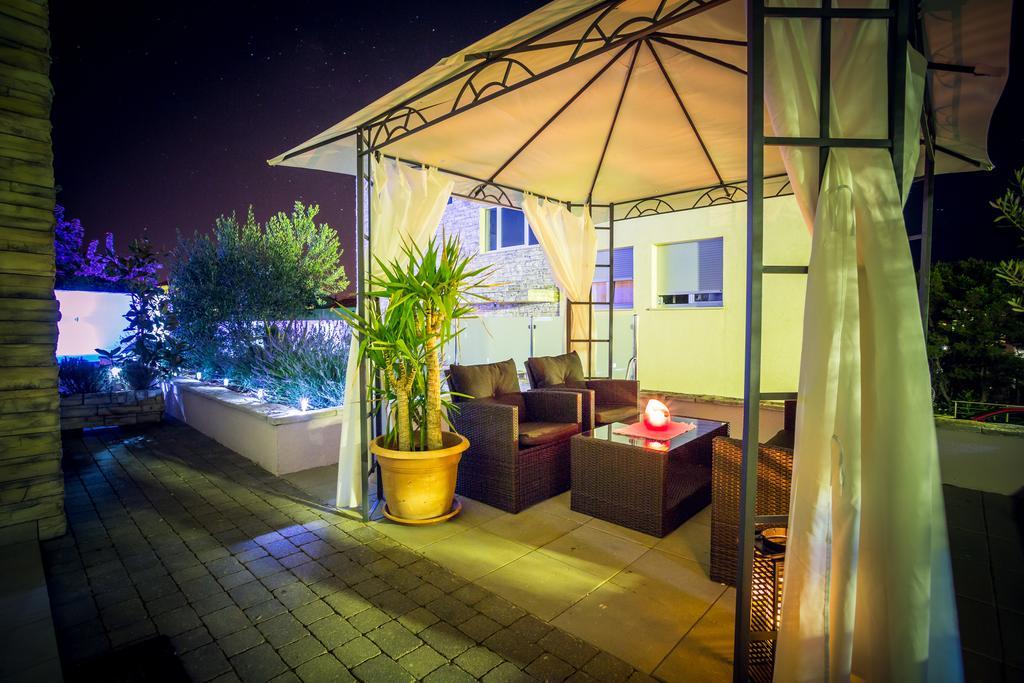 Apartment Falcon Stari Grad  Cameră foto