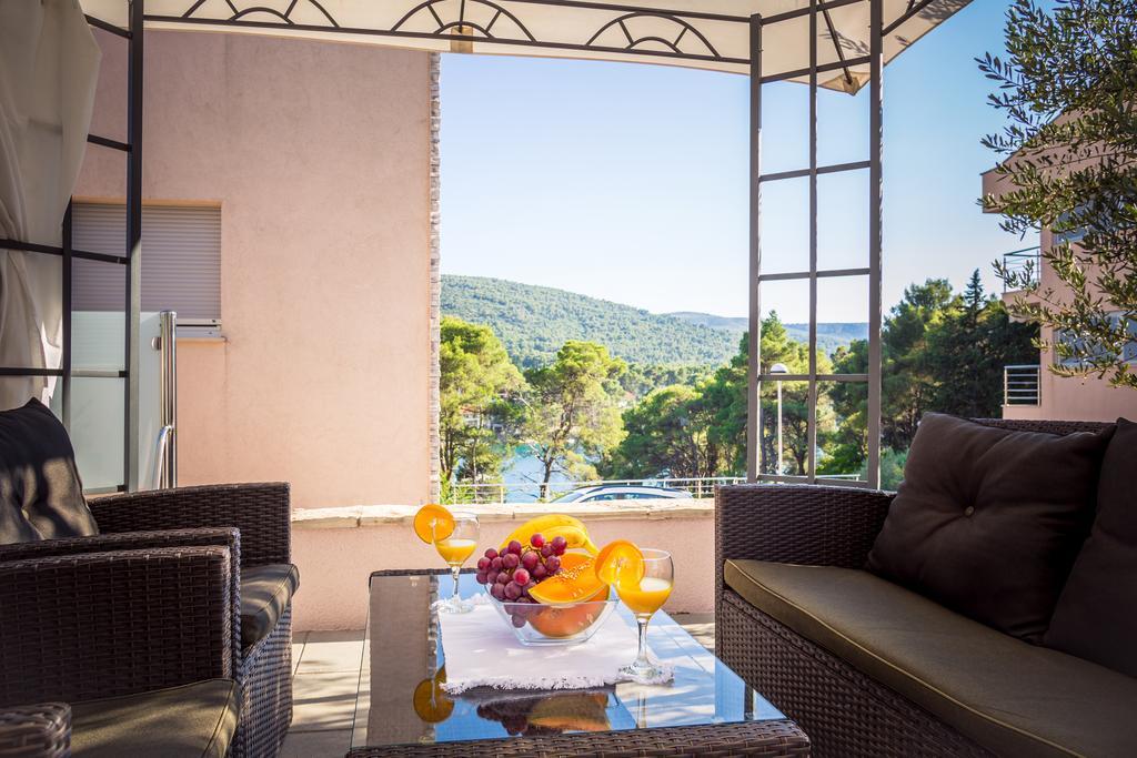 Apartment Falcon Stari Grad  Cameră foto
