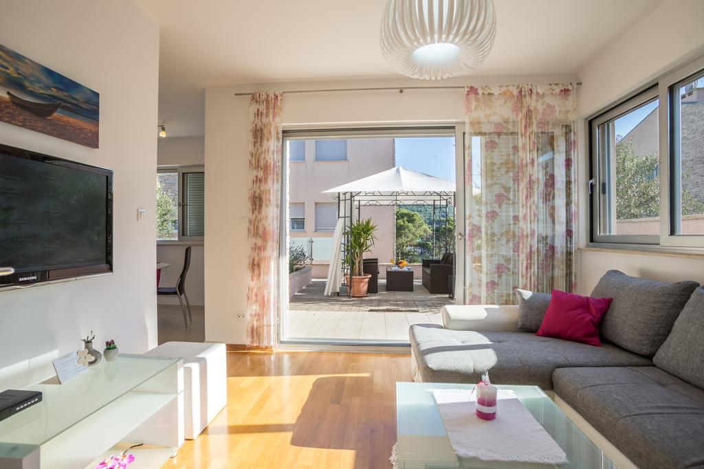 Apartment Falcon Stari Grad  Cameră foto
