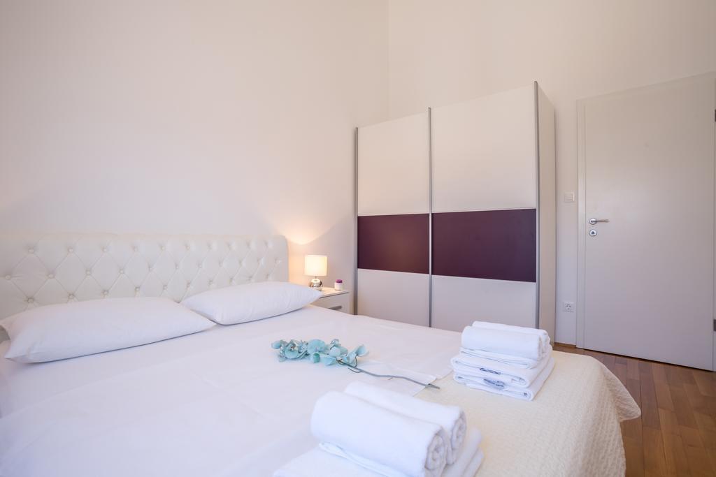 Apartment Falcon Stari Grad  Cameră foto